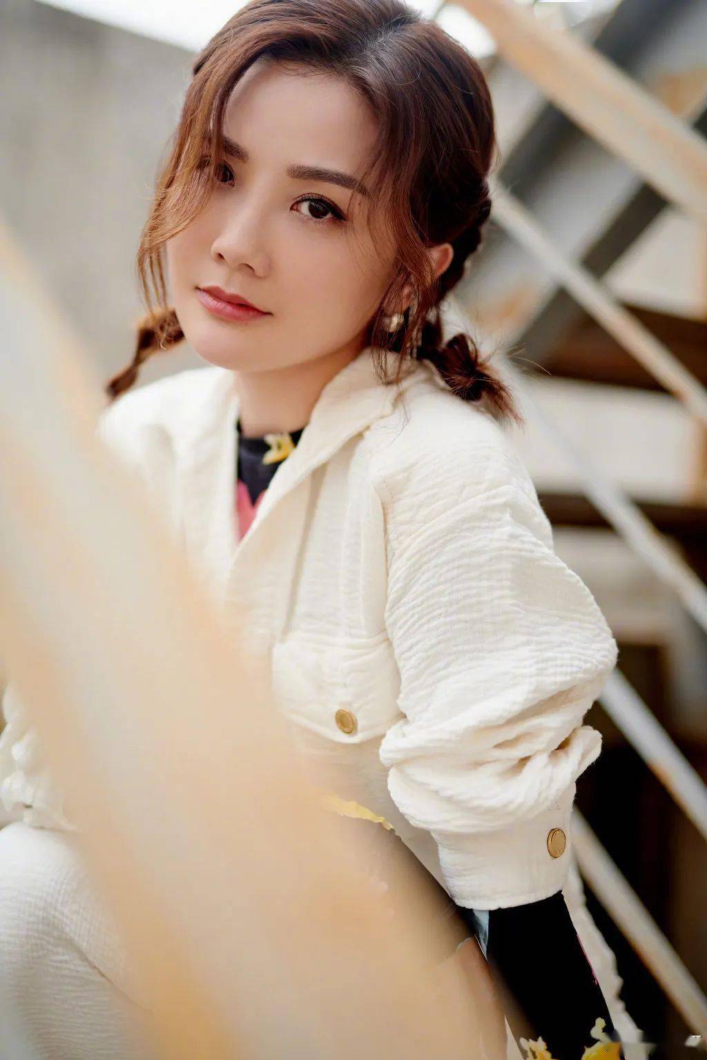 多彩双马尾_发型_齐刘海_少女