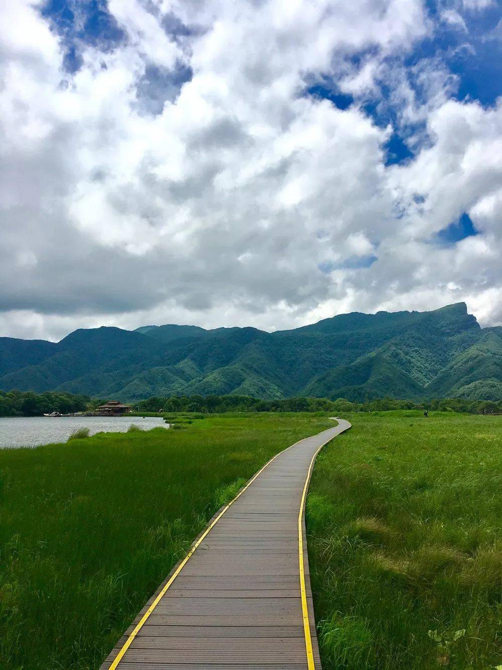 活动公告▏2022神农架云海飞瀑山水仙境原始森林探秘5日精品自驾之旅