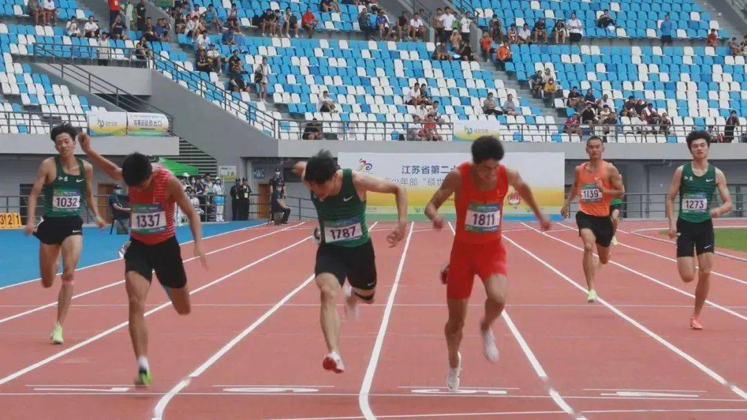 "飞人"王爽,昨日夺金!刚刚又晋级百米决赛!_成绩_青少年部_田径