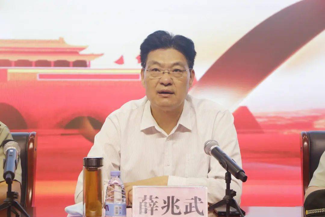 薛兆武指出,技师学院成立征兵工作站,是依托国民教育资源为军队输送高