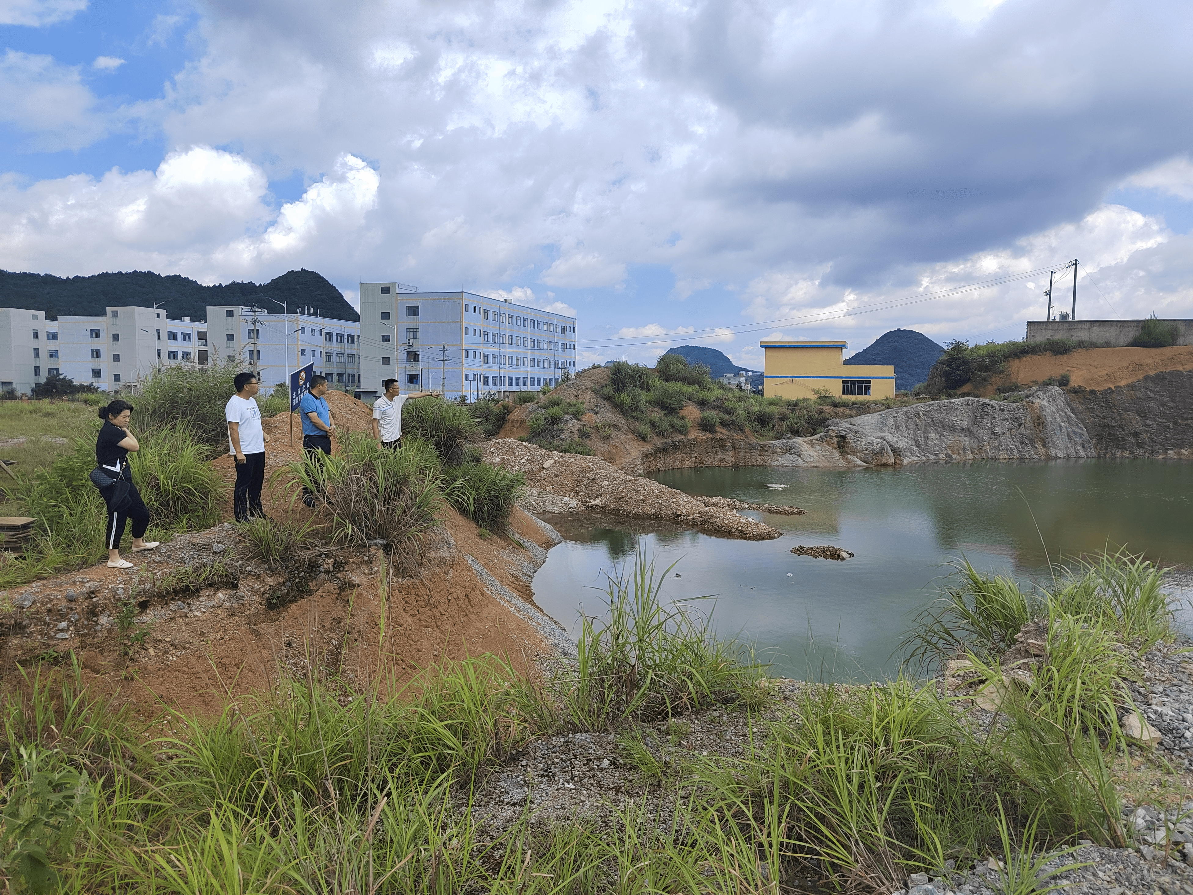 丹寨县金泉街道多措并举筑牢防溺水安全堤