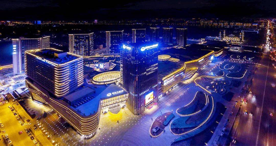 银川市建发大阅城怀远市场作为宁夏最大的网红夜市,经营面积14000余