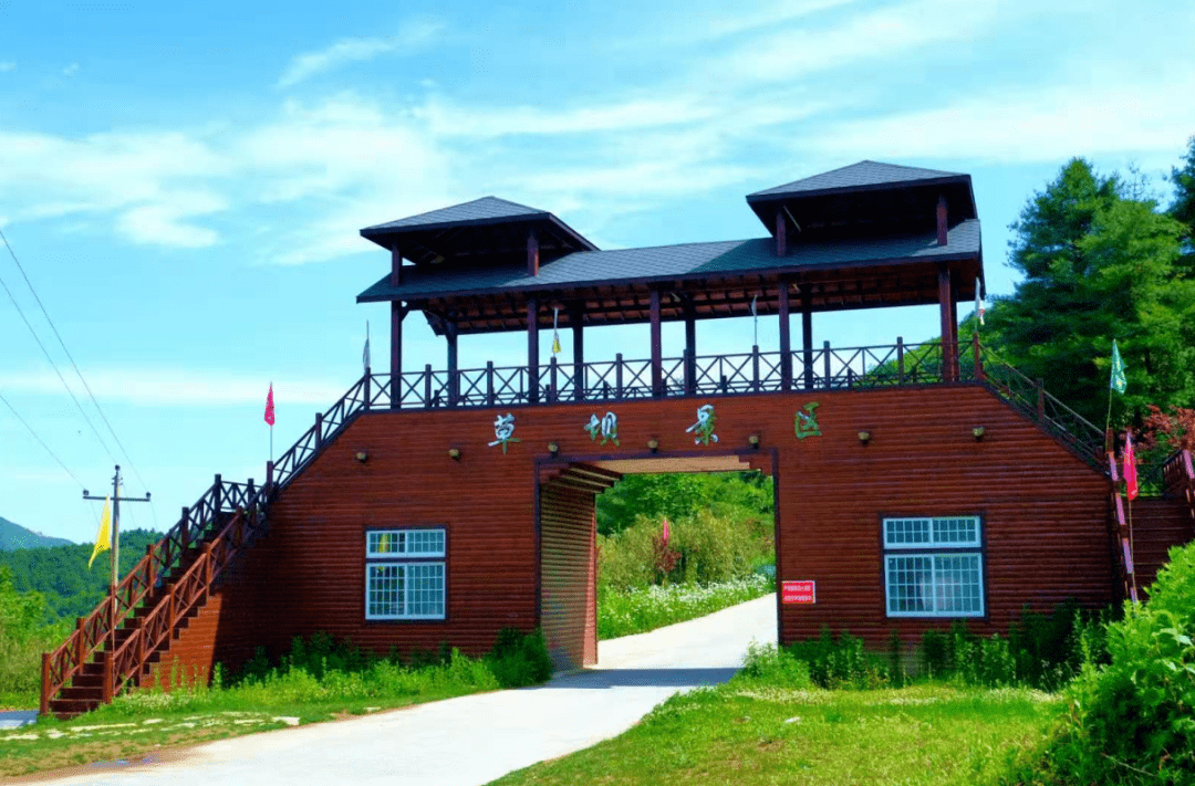 公安干警持本人有效身份证件和工作证件游镇巴县草坝景区,渔渡风景区