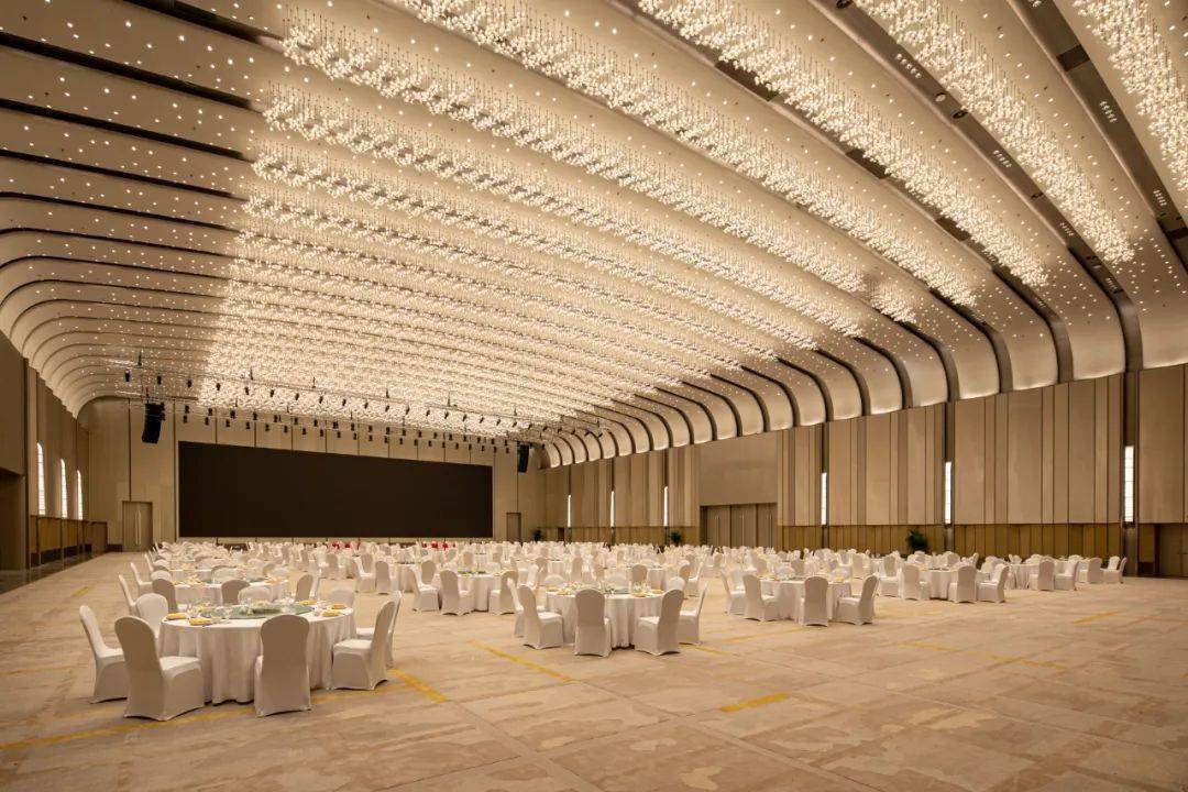 扬子江国际会议中心拉动南京经济快速发展的新引擎