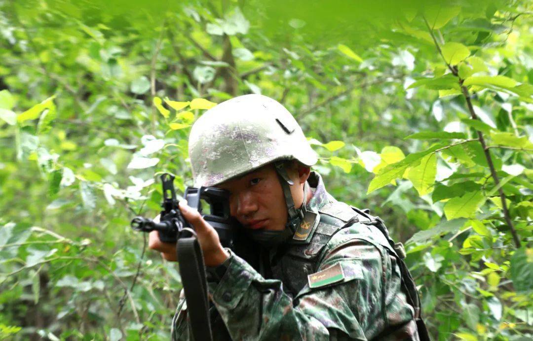 全新21式夏作训服配发基层部队!_军装_训练_军人