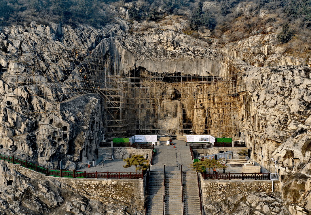 龙门石窟奉先寺大修竣工卢舍那大佛再开颜