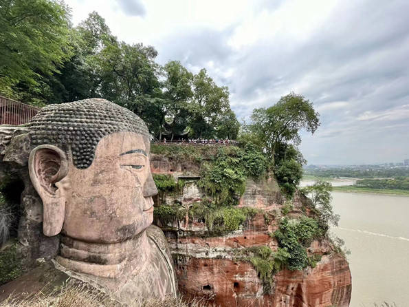 峡谷漂流、水上游船，乐山的夏天好清凉