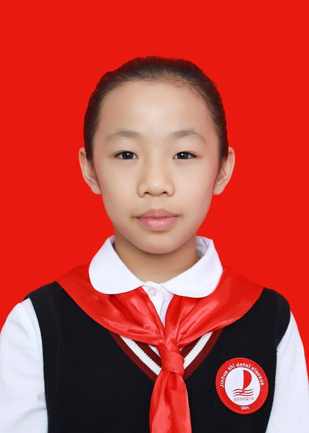 子桐大队长大队委风采周博轩,刘乐伊活动委员王琤,胡珂玥生活委员俞典