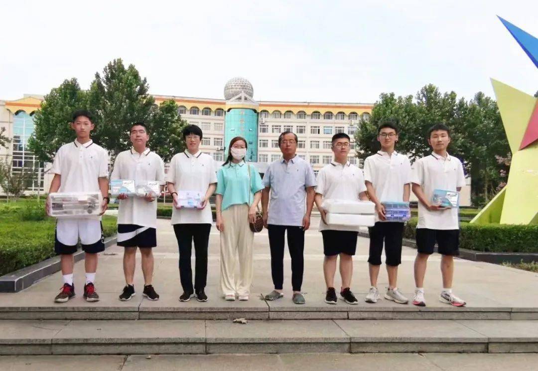 暑假季 | 长清一中开展创新创客等暑期系列活动