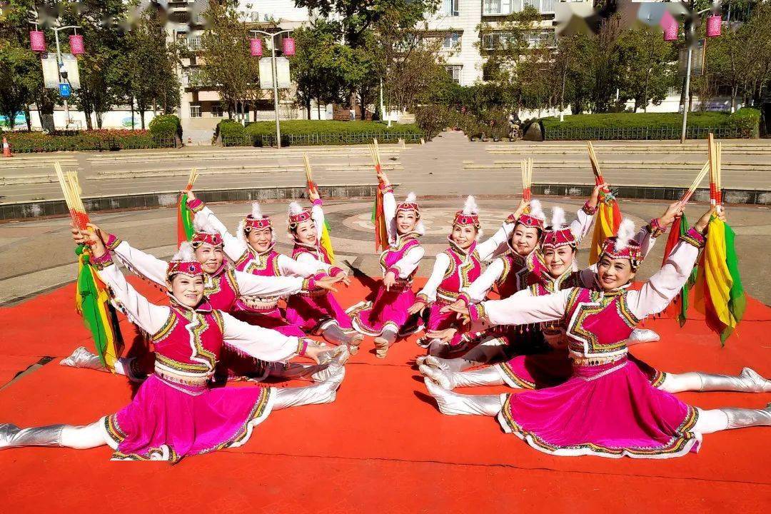 云南省社会体育指导员风采快乐指导骆红