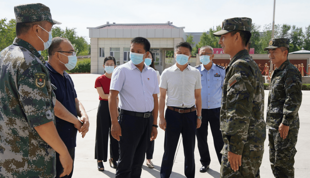 共谱双拥新篇章——独山子区开展"八一"慰问活动_部队_驻区_发展