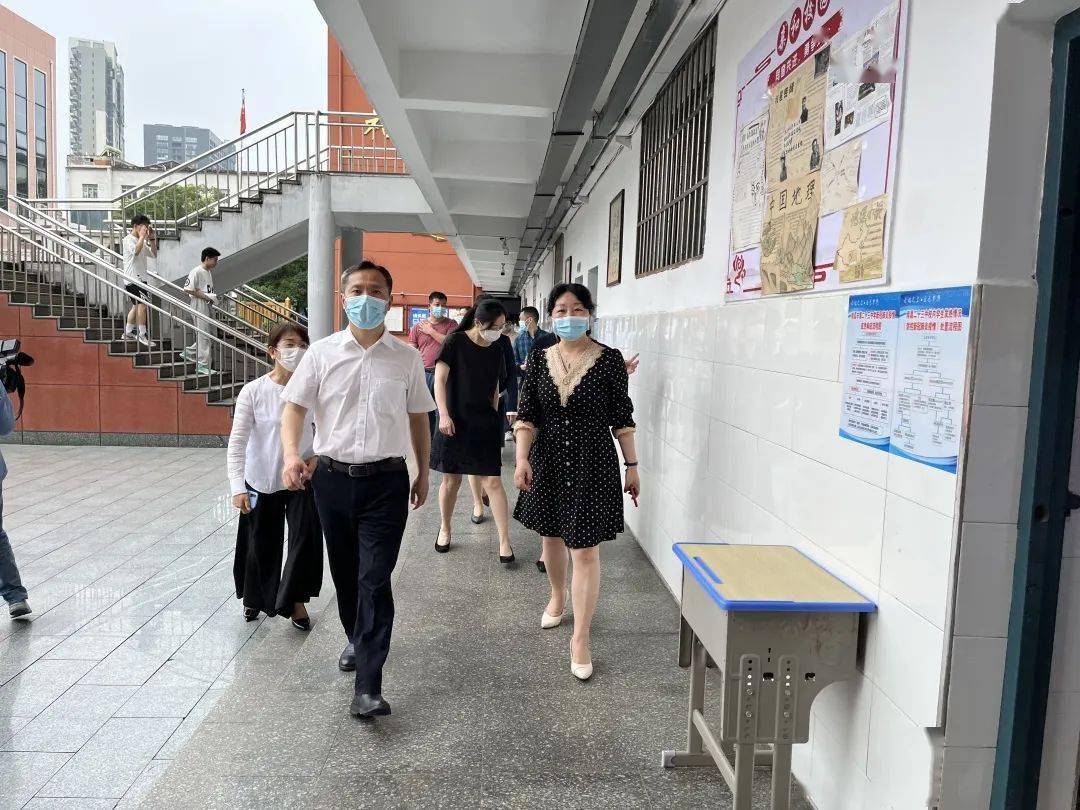 6月1日,南昌市青山湖区区委副书记,区长杨育星带队实地调研青山湖考区