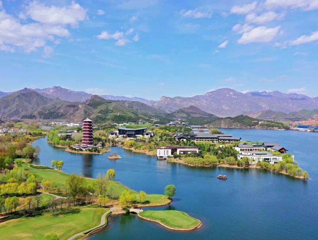 夜游雁栖湖景区人气爆棚_国际会_游客_消费