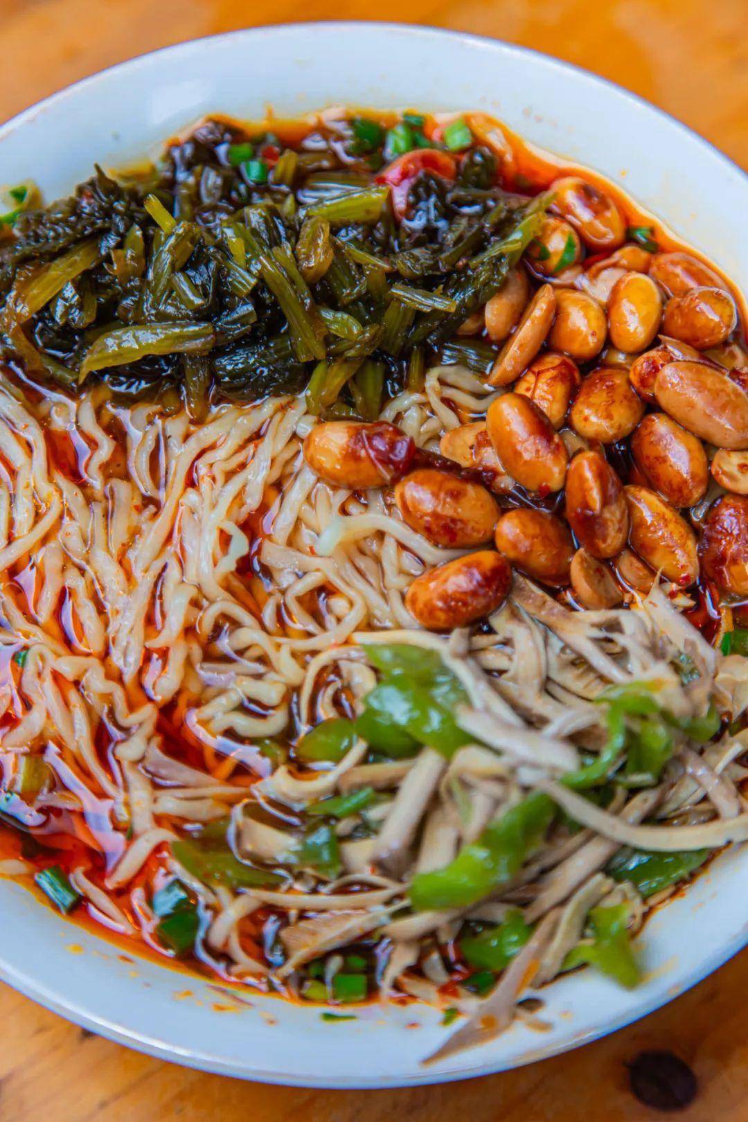 走去南陵切碗小刀面