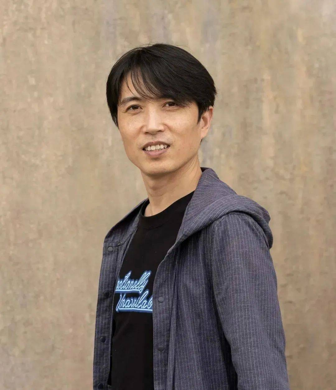 设计书籍设计师樊响书的质感无可取代