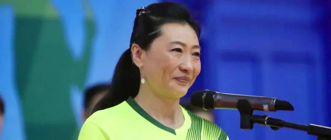 张宁泪洒夏令营,唯有热爱动力无穷_蔚县_羽毛球_训练