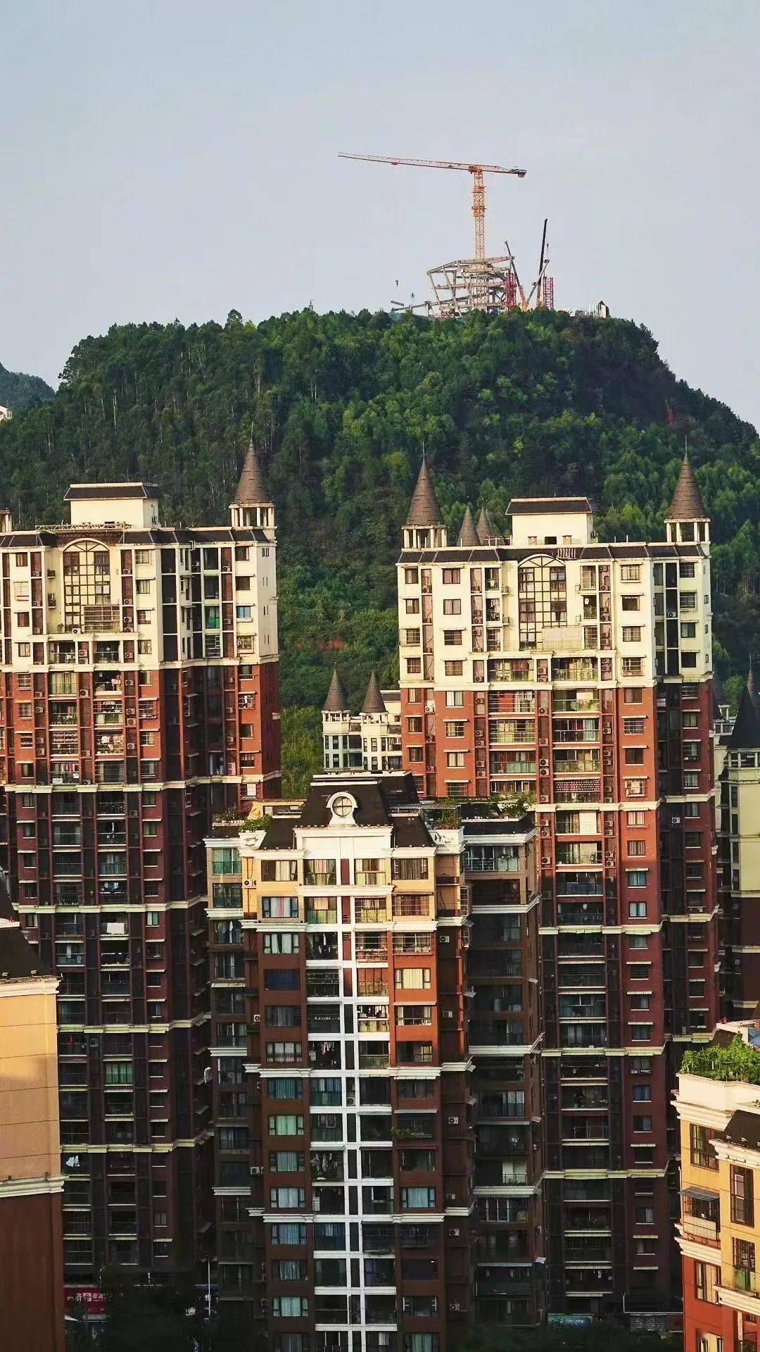 投资3亿!宜宾龙头山惊现神秘建筑,可以观景,会谈,休闲餐饮