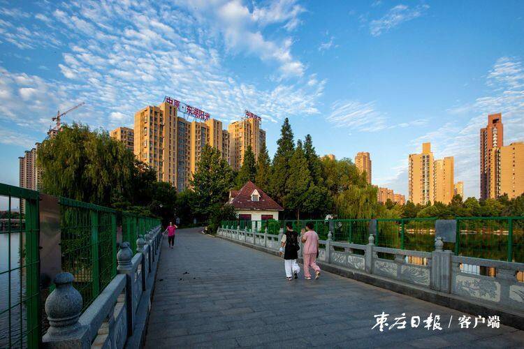 东湖风光醉游人_水更清_枣庄_邵磊