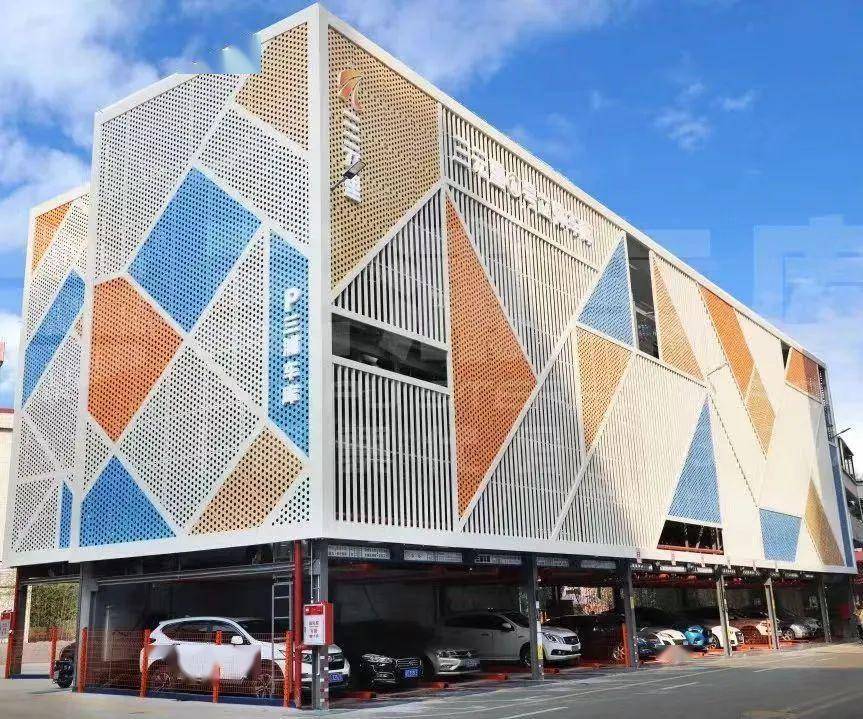 探索立体车库"黑科技":空中充电有得倾_建设_车位_小区
