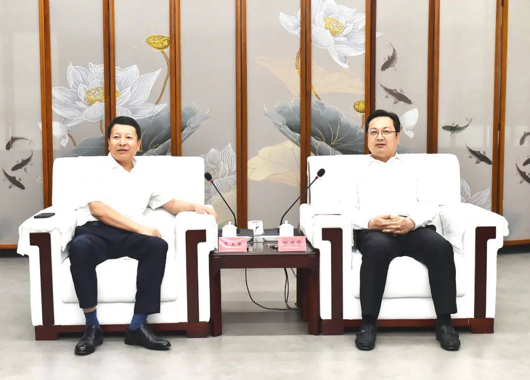 张国华与中铁建工集团党委书记、董事长王玉生一行举行工作座谈_新区_建设_项目