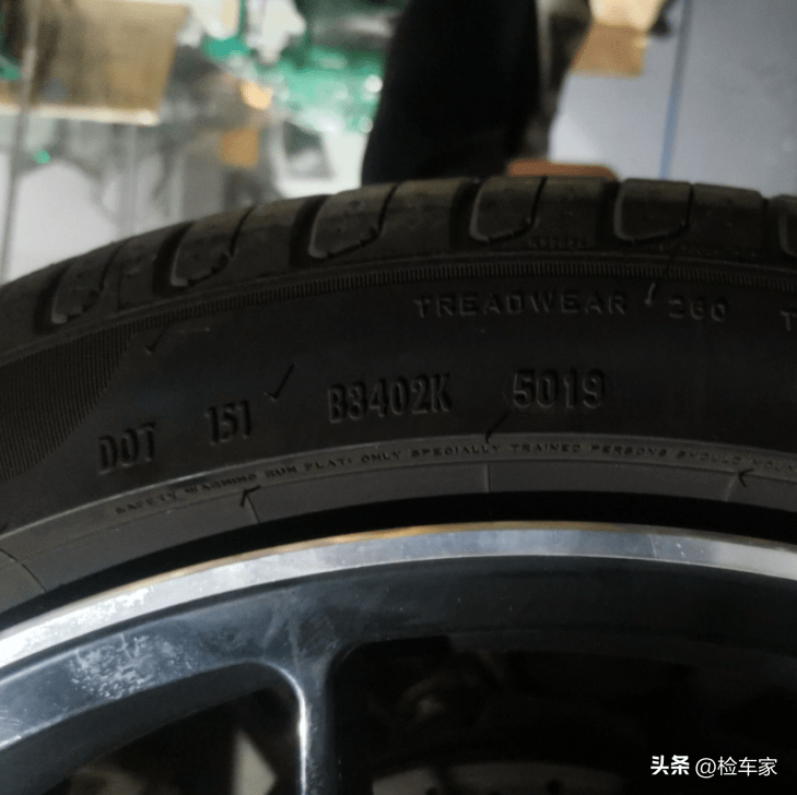 小姐姐45万拿下保时捷718，却不懂功能键，检测师车内手把手教