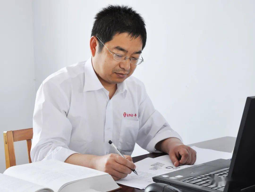 专家人才徐雪松发扬技术专长助推乡村振兴