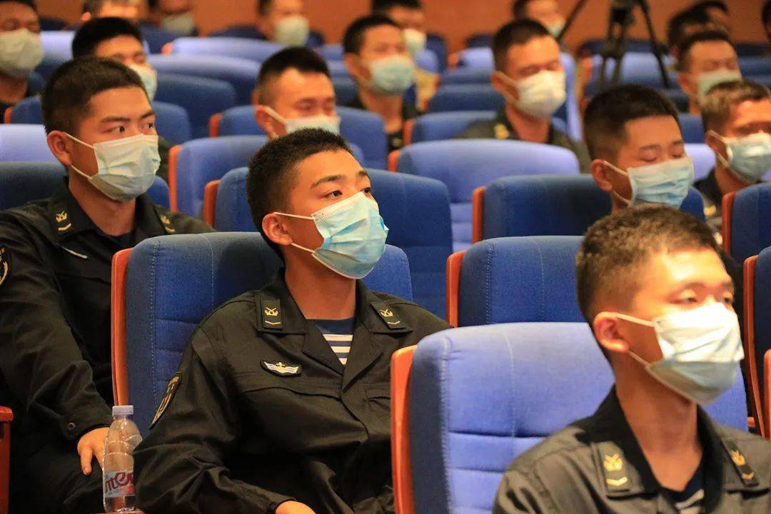 犁浪逐波,青春如此绚烂_刘旭_张田_班长