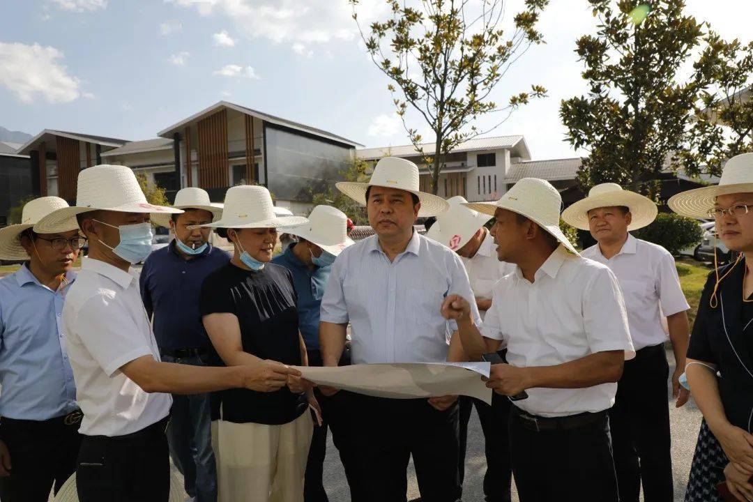 省文化和旅游厅党组成员、副厅长陈晓平在萍乡武功山风景名胜区调研督导