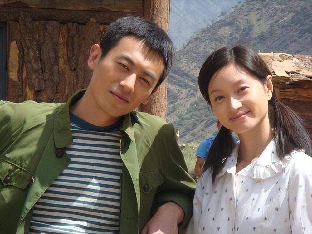 宠妻狂魔朱亚文,他的妻子并不漂亮,他还偏偏喜欢妻子素颜的样子