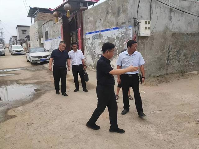 浚县县委书记王海涛一行深入小河镇指导巩固拓展脱贫攻坚成果等工作