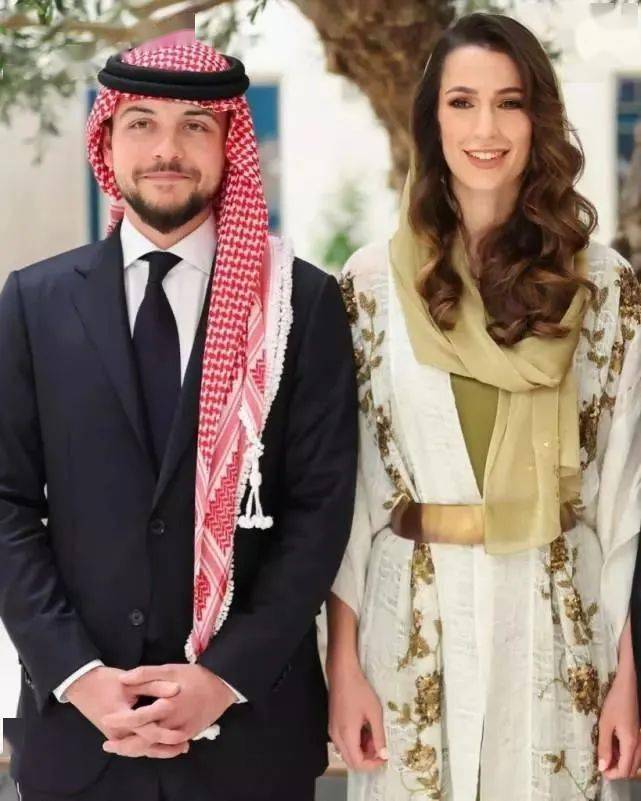 约旦王储与沙特女子订婚,沙特王储致电祝贺