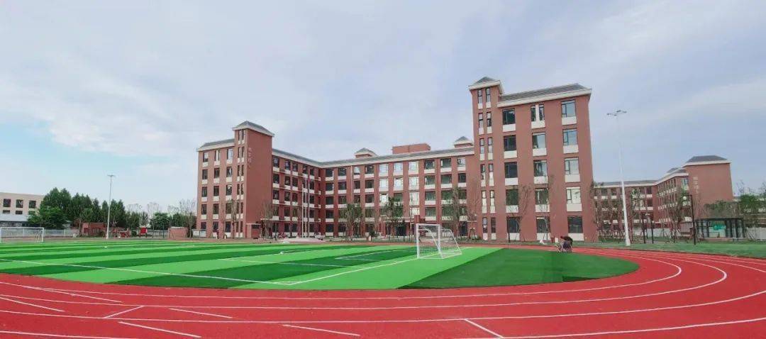 河北工程大学附属学校新校区预计8月底前完成移交_教学楼_综合楼_办学