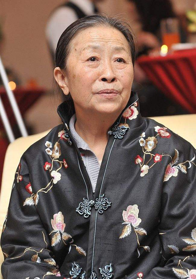 張少華:一輩子住40平小房子,因病去世前,還在拍戲為兒子還房貸_楊志剛