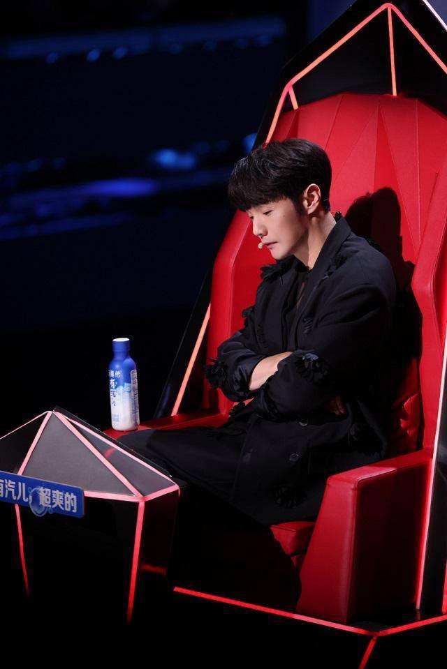 廖昌永收徒引连锁反映,梁静茹赚大了,李荣浩13秒转身_范本_战队_梓安