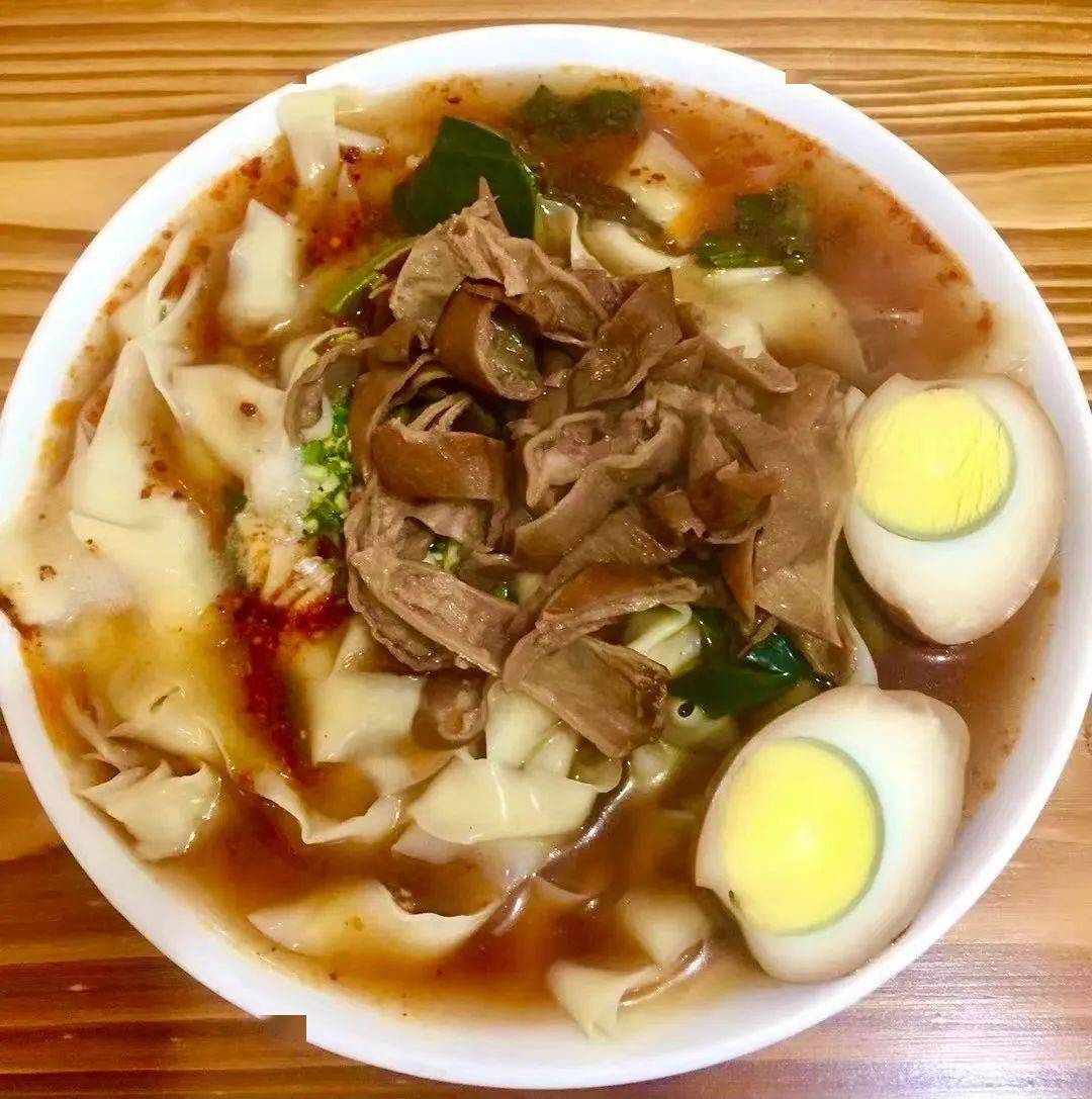 小吃,看过了雄壮的"洮阳八景",了解了巍峨的长城故事,更要一览临洮