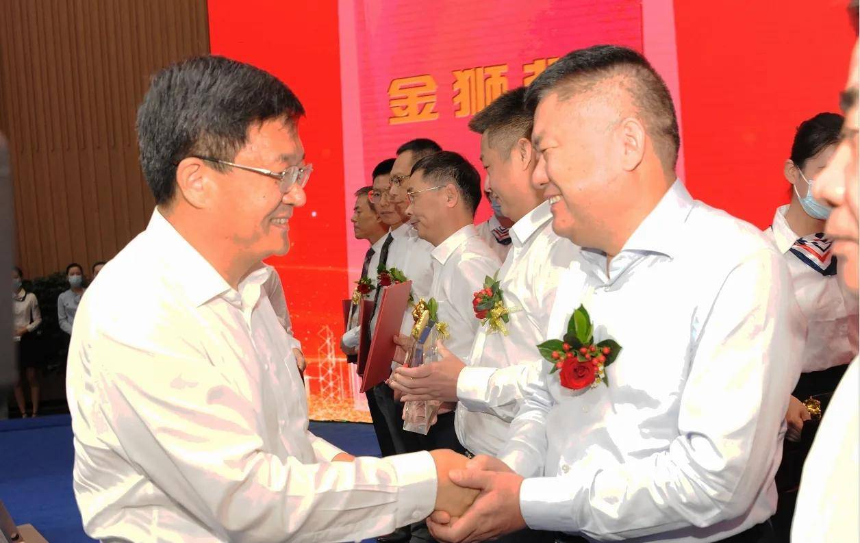 山东博兴新首富:34岁白手起家,创办中企"500强",年营收439亿_舒忠峰