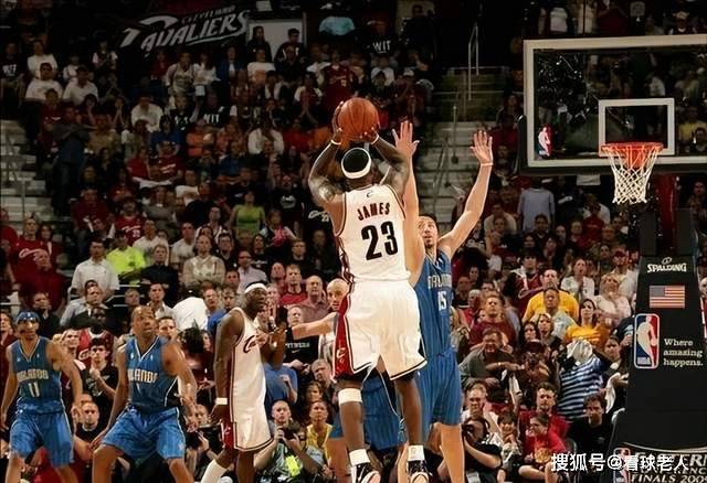 从绝杀到防守大战雷霆每一场都燃爆屏幕