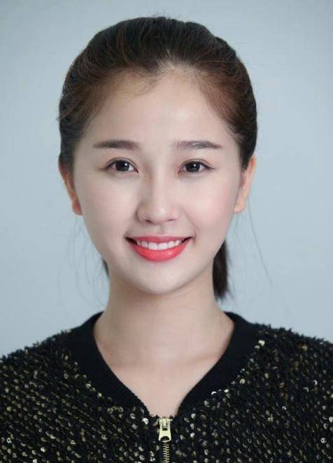 95花证件照曝光,赵露思虞书欣周也纯素颜,靠胶原蛋白硬扛怼脸照_状态