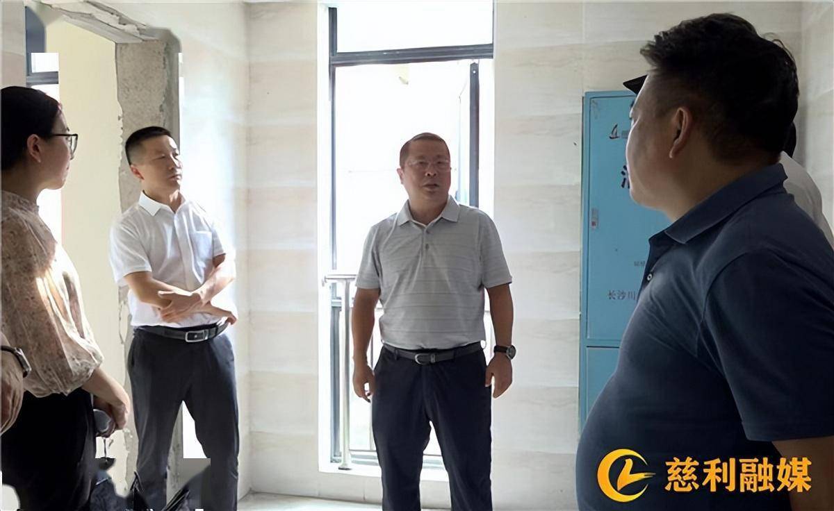 侯铁夫督导检查慈利县疫情防控工作_隔离_建设_方舱