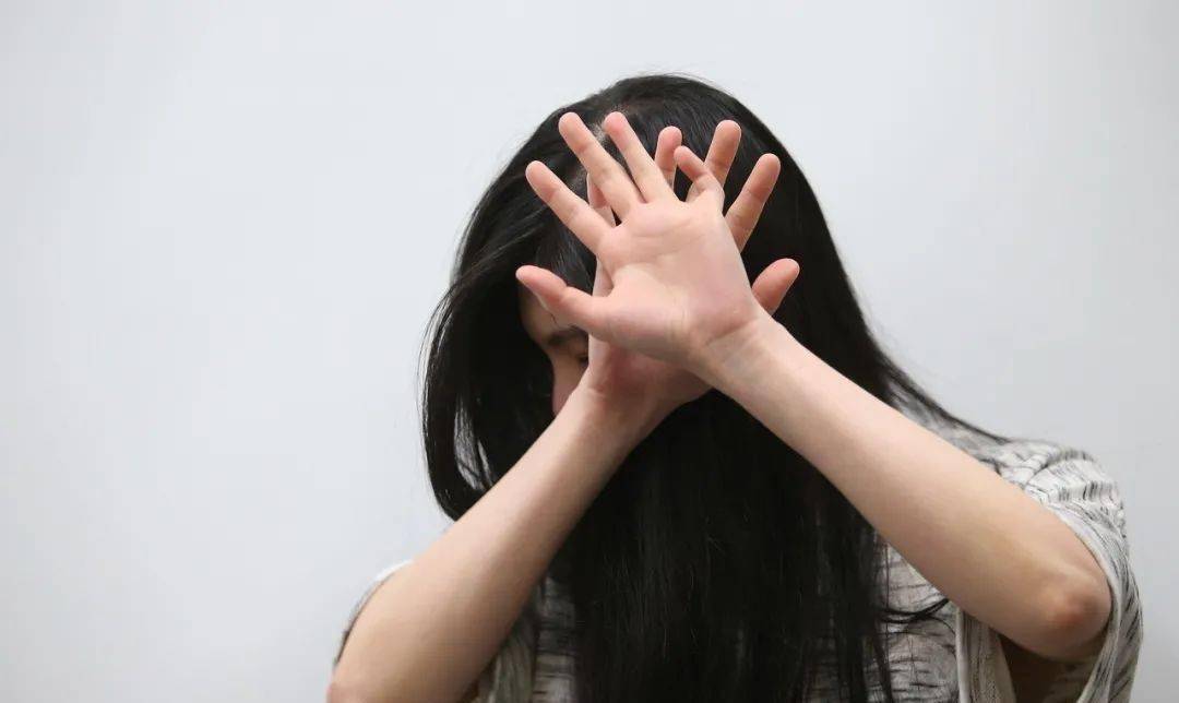 方洋洋的一生:生于拐卖死于虐待,死后身体还被人利用_杨兰_老汉_母亲