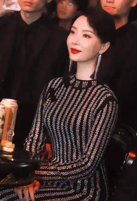 陈数不愧是"气质美人"!