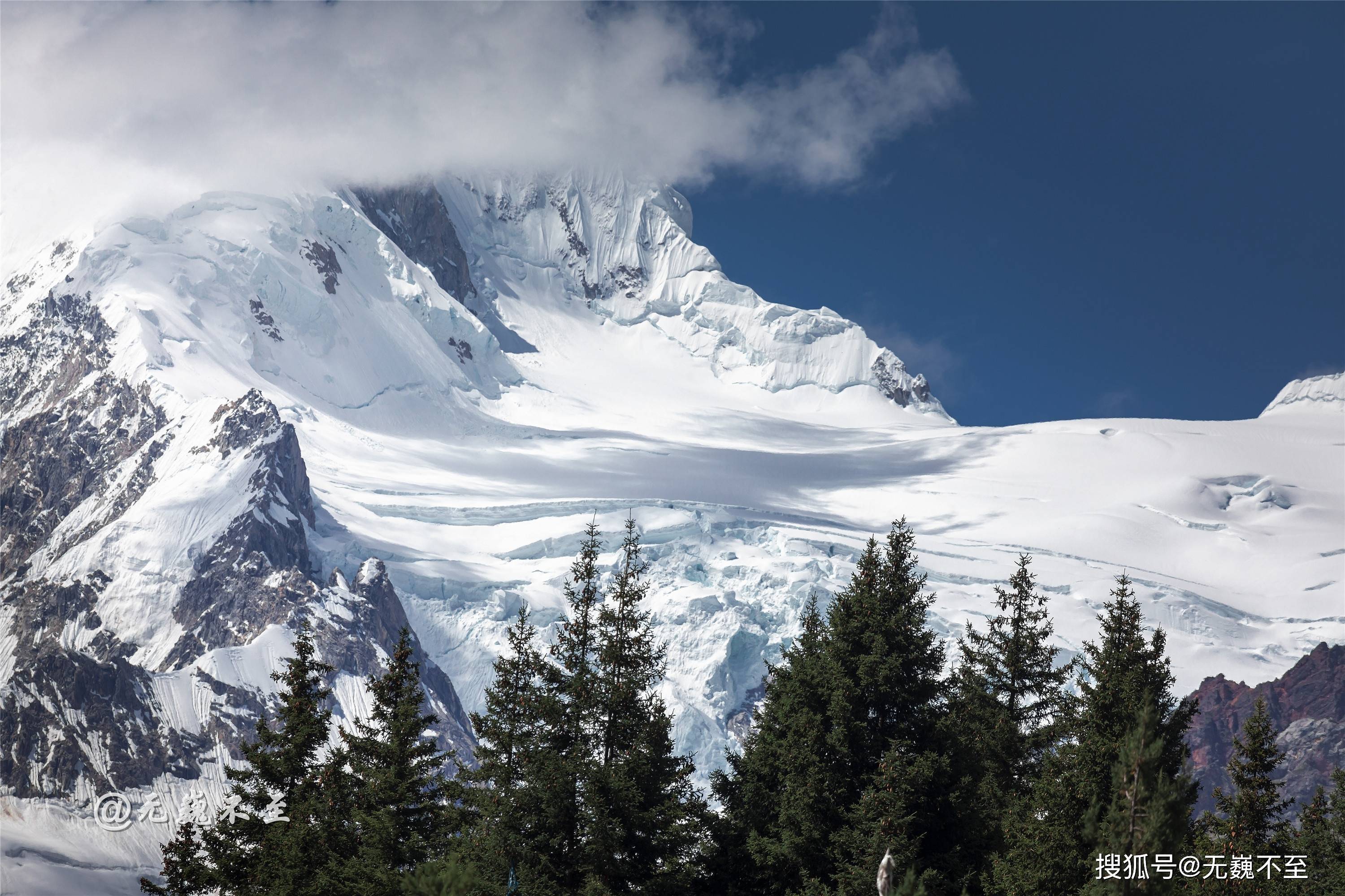 国道318路旁,长焦拍摄米堆冰川,美丽而震撼_雪山_西藏_镜头