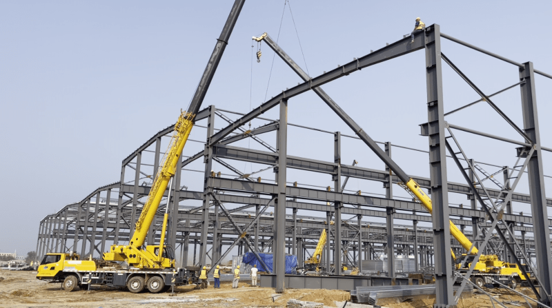 洛阳钢结构厂房施工现场1,建筑的高度,根据实际的需要,每增加10cm就是