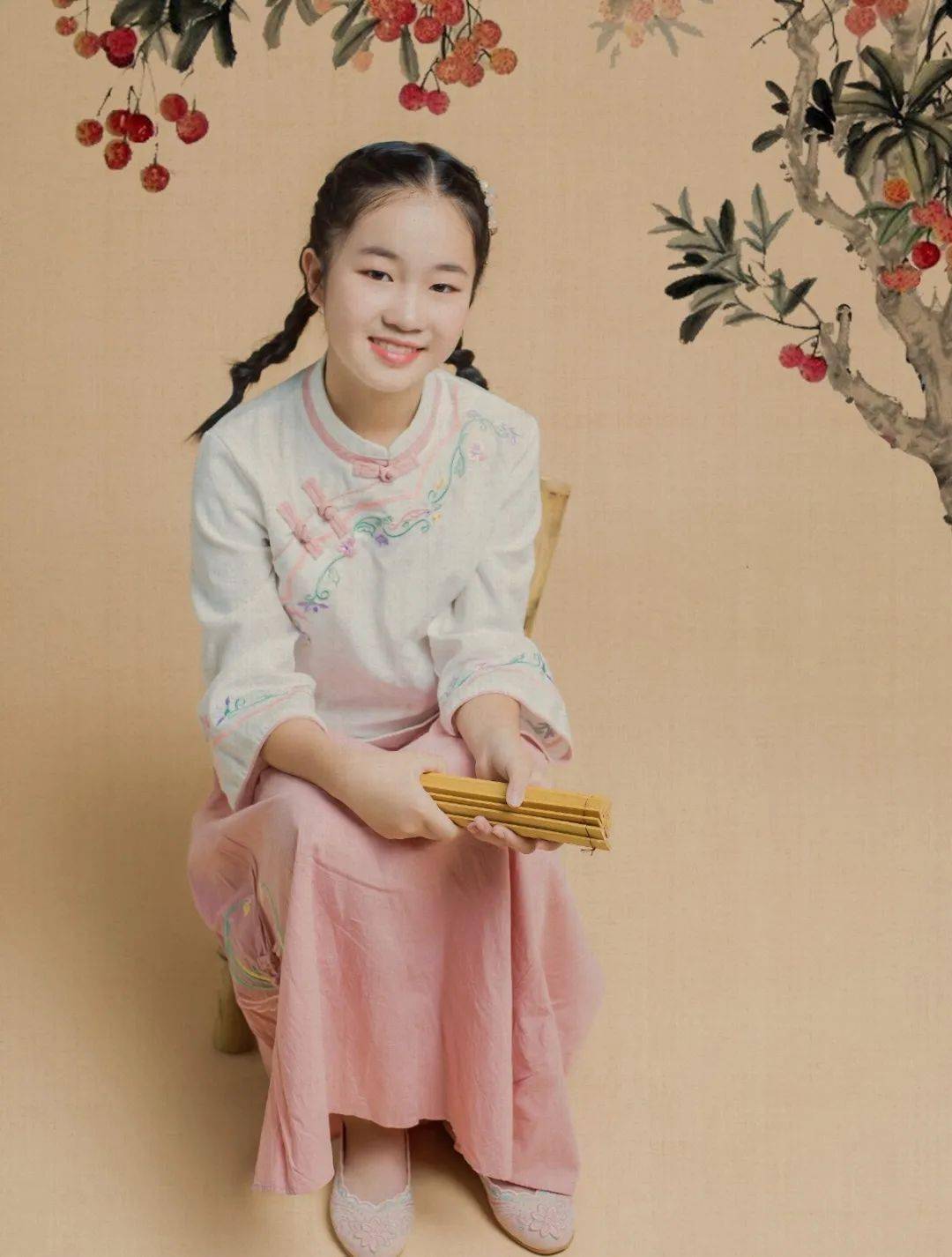 获第五届海峡两岸(泉州)闽南童谣大赛个人项目小学高年级组二等奖.