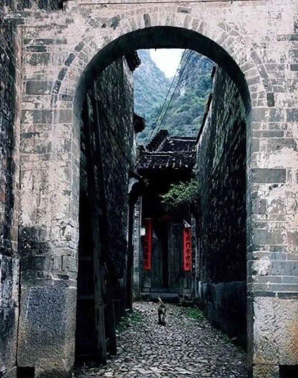 浪里个浪~来阳朔浪石村,一起享受江水与石头奏响的自然乐曲!