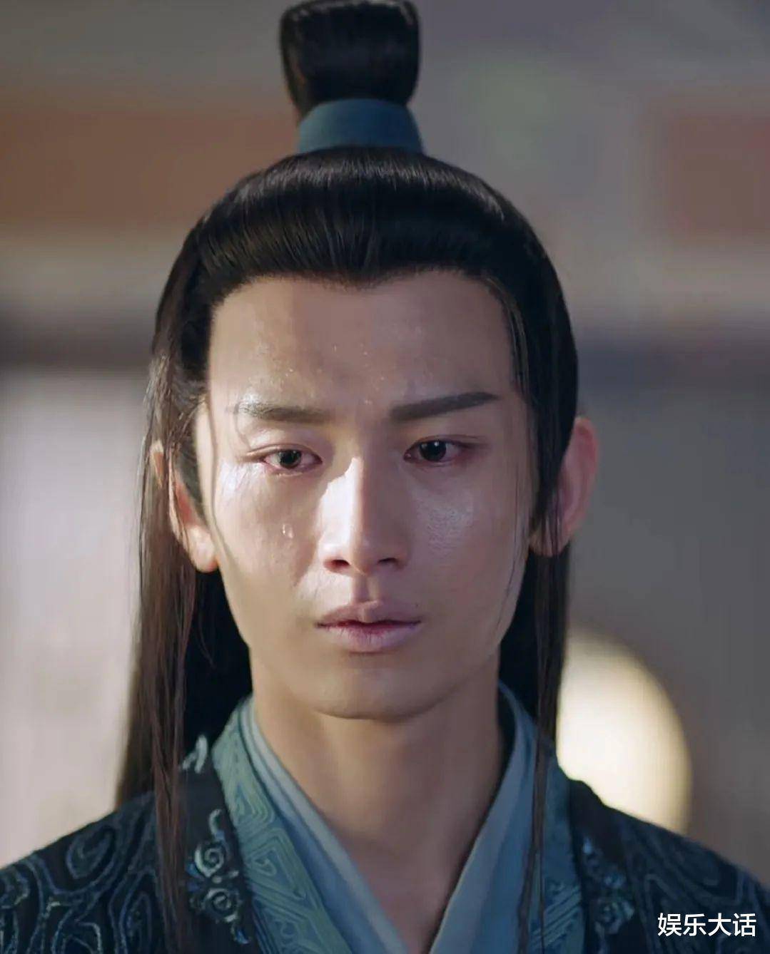 他才是那个悄悄拔尖,然后突然惊艳所有人的演员_成毅_观众_琉璃