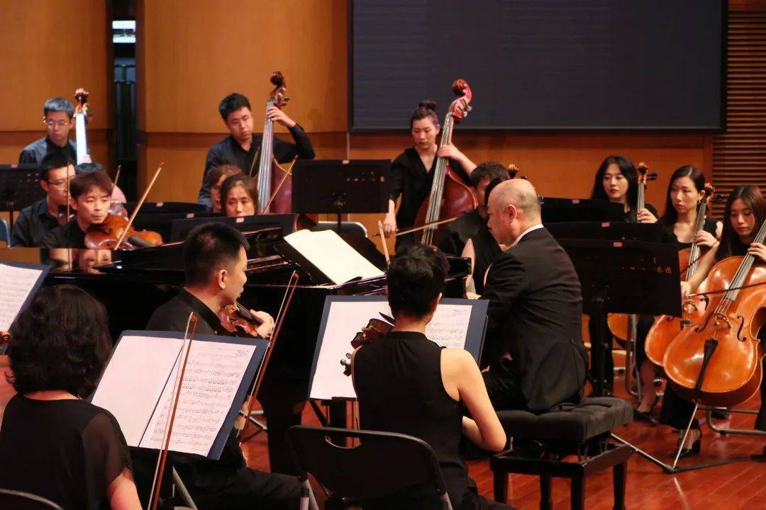 福州海峡交响乐团图片