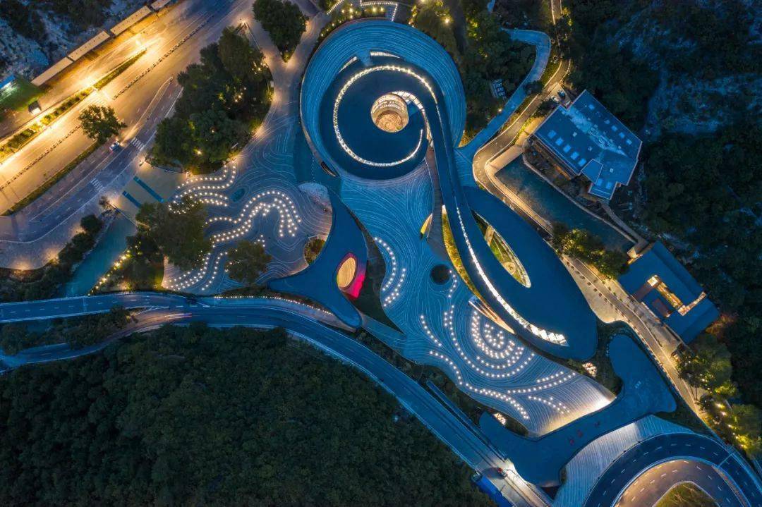 九寨沟景区沟口立体式游客服务中心园林工程_林卡_的设计_入口