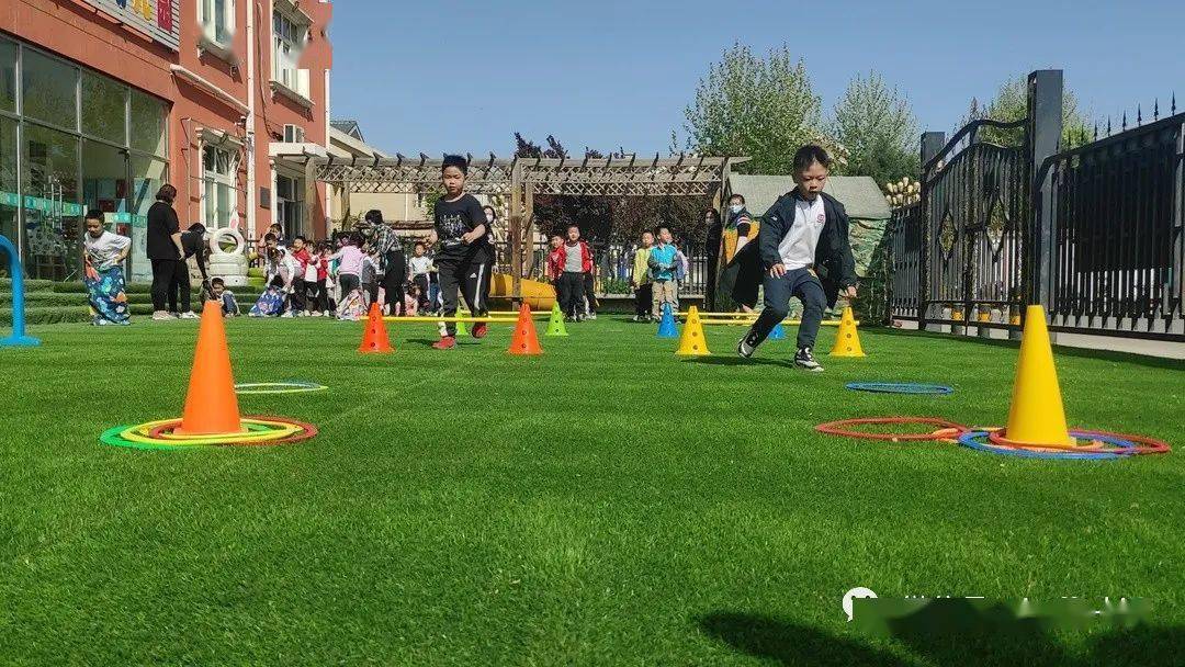 【順義區】長頸鹿幼兒園2022秋季招生正在進行中_孩子_發展_環境