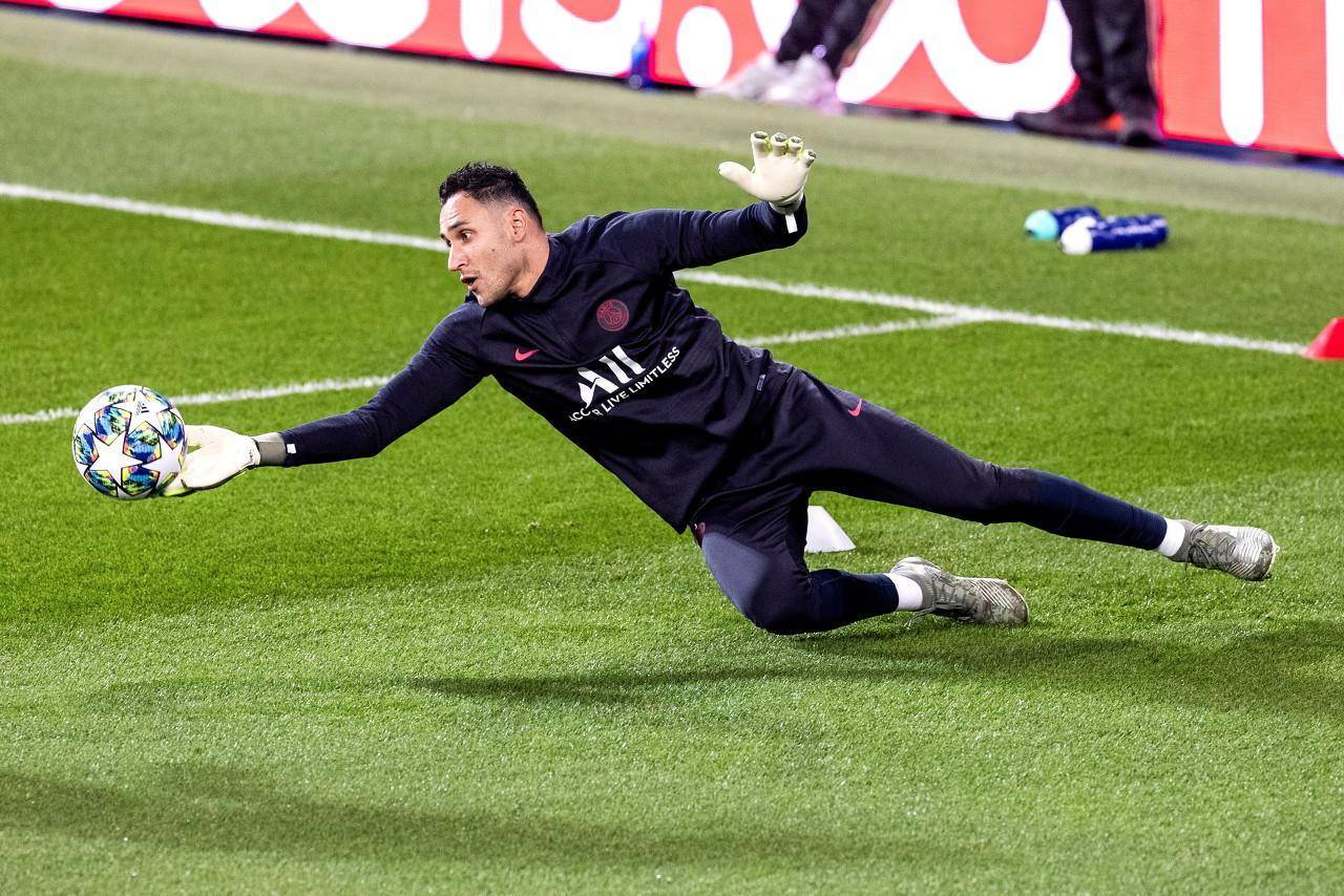 记者:即将离队的帕雷德斯以及纳瓦斯依旧参加了巴黎训练_消息_grenier